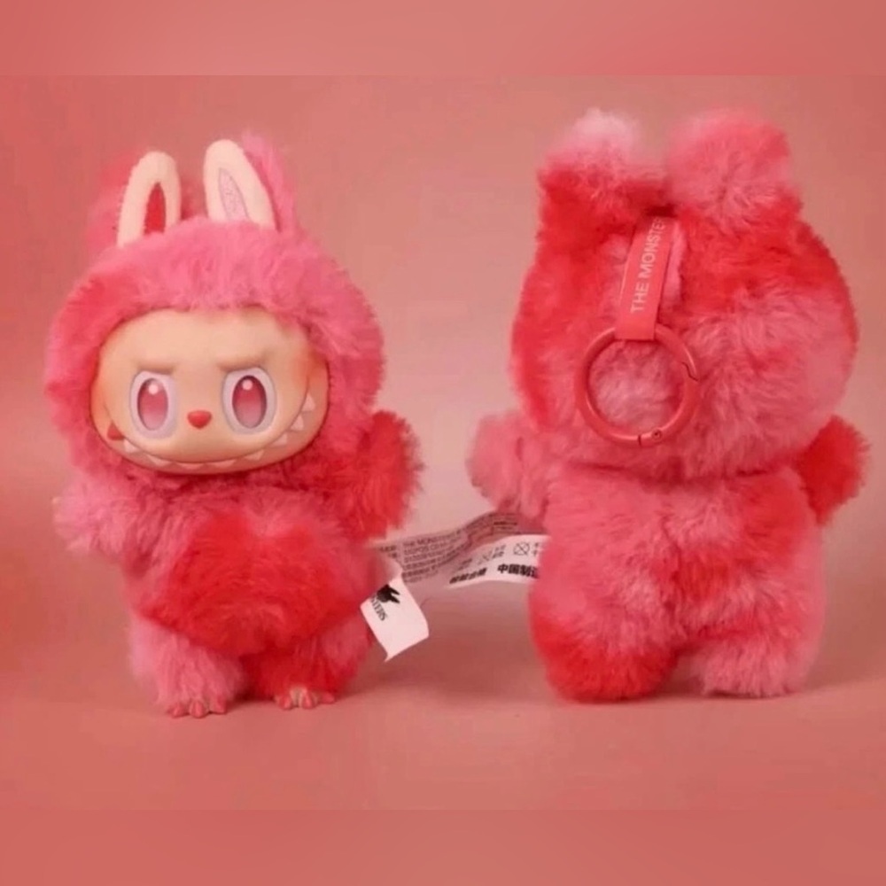 POP MART LABUBU Authentic Big into Energy “Love” Pink Plush Keychain NIB V-Day!